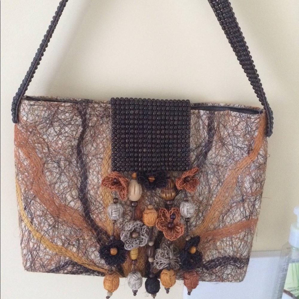 Beautiful Colombian purse handmade with coir.